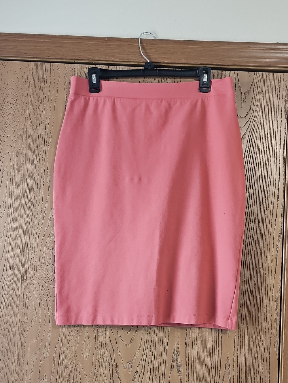 Sale...Liz Claiborne Coral/Mauve Pencil Skirt